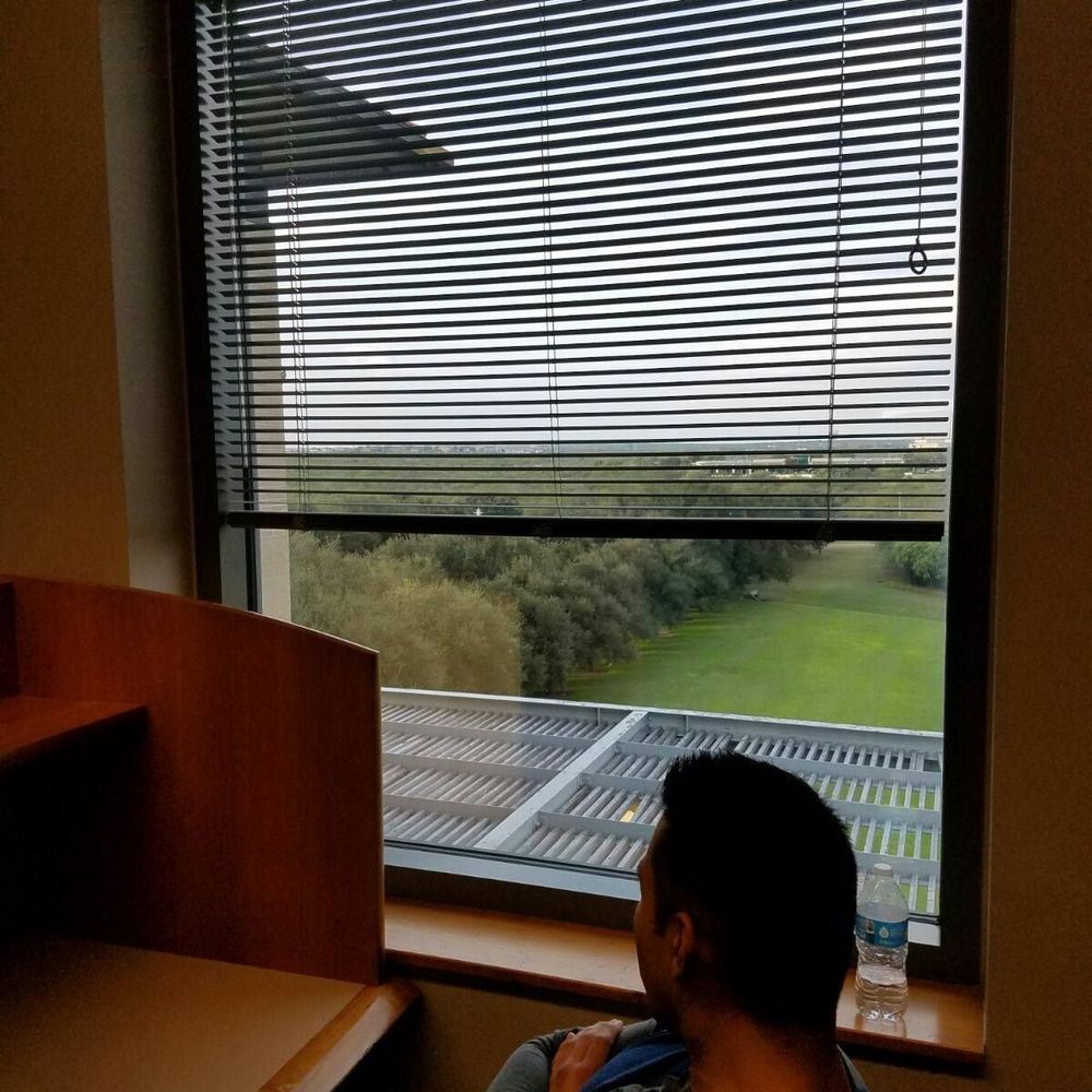 Meet your Posher, Jose